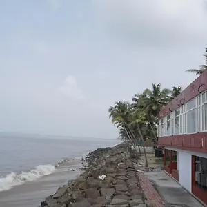 Hotel Cherai Blue View 