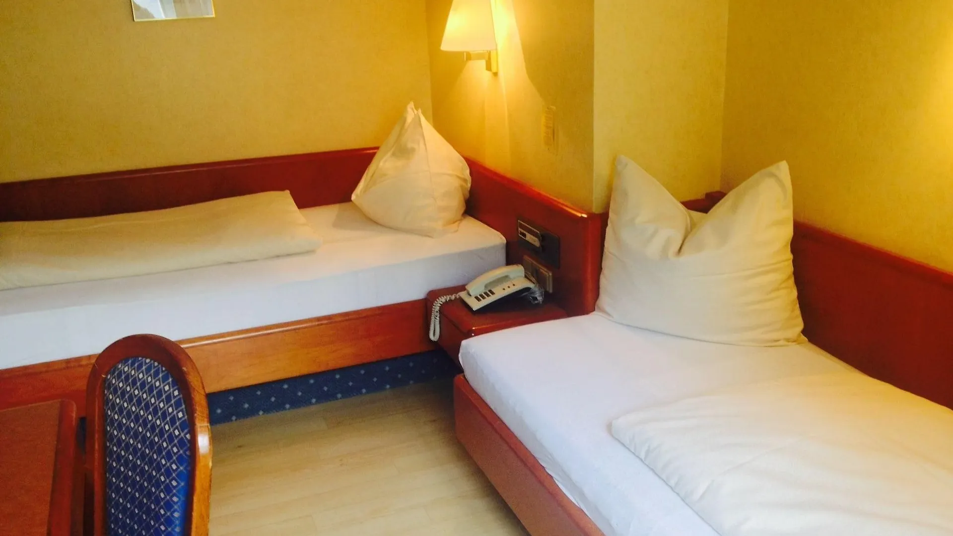 Hotel Carmen München