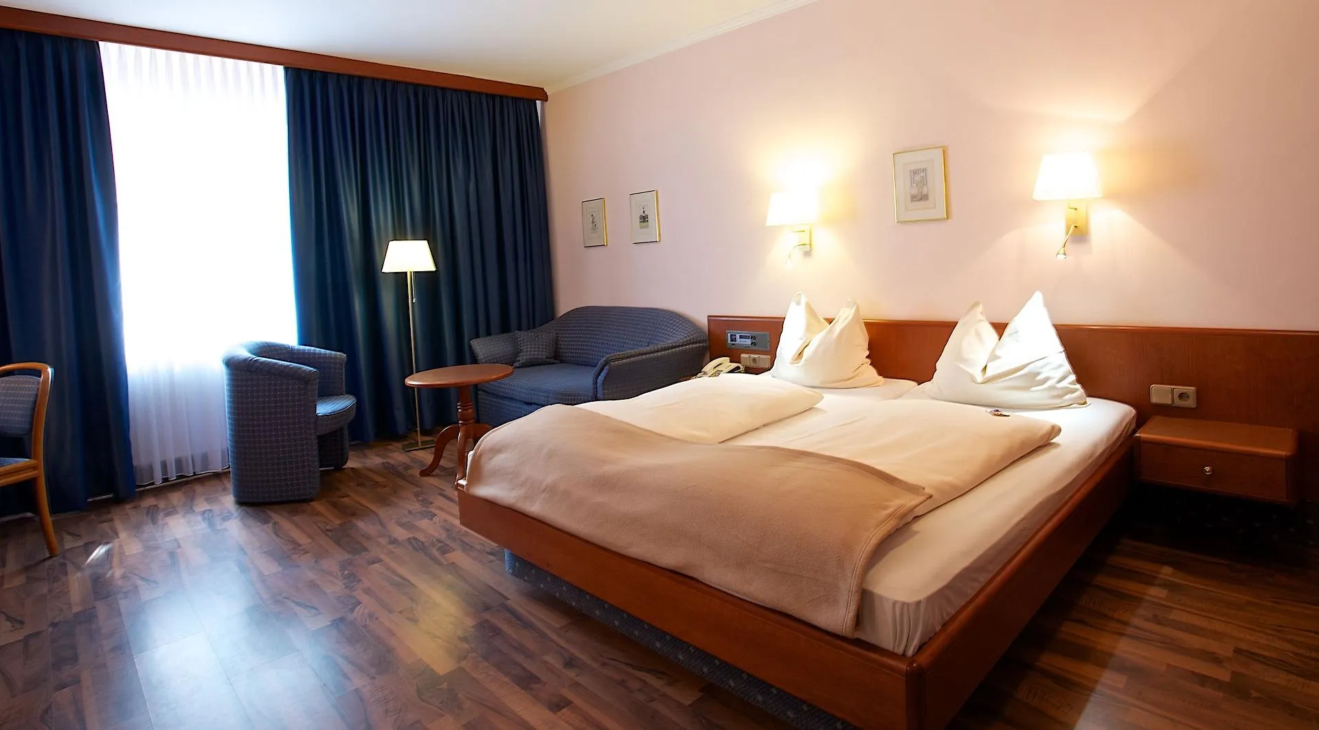 Hotel Carmen München