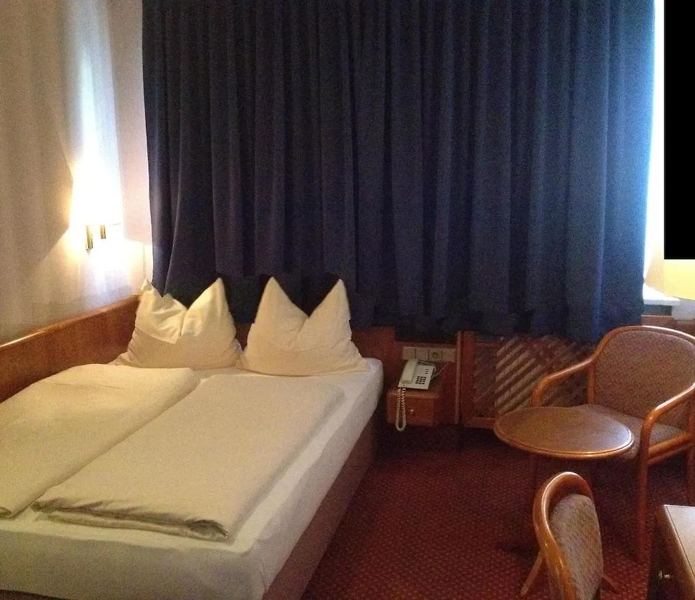 Hotel Carmen München