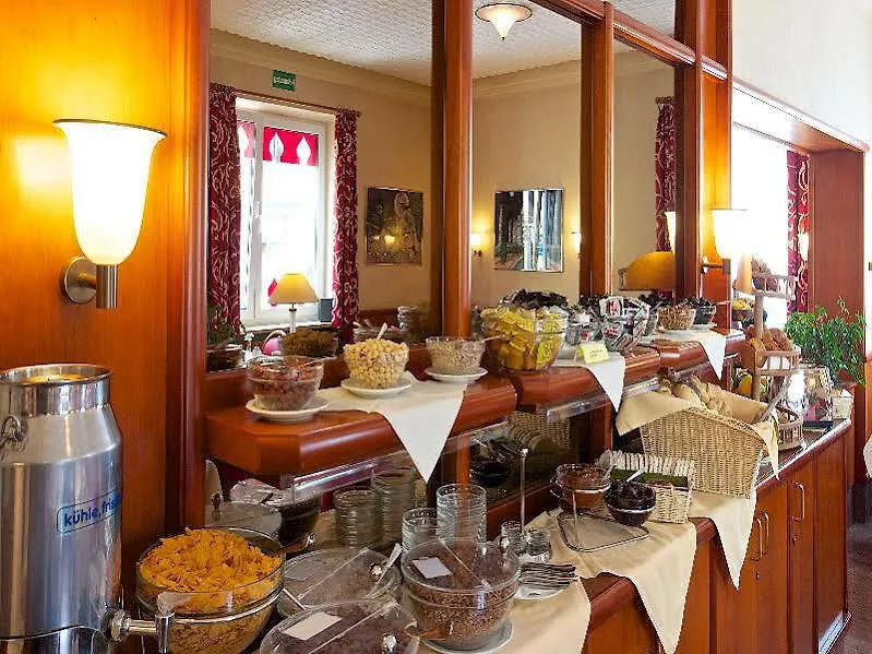 Hotel Carmen München 3*,